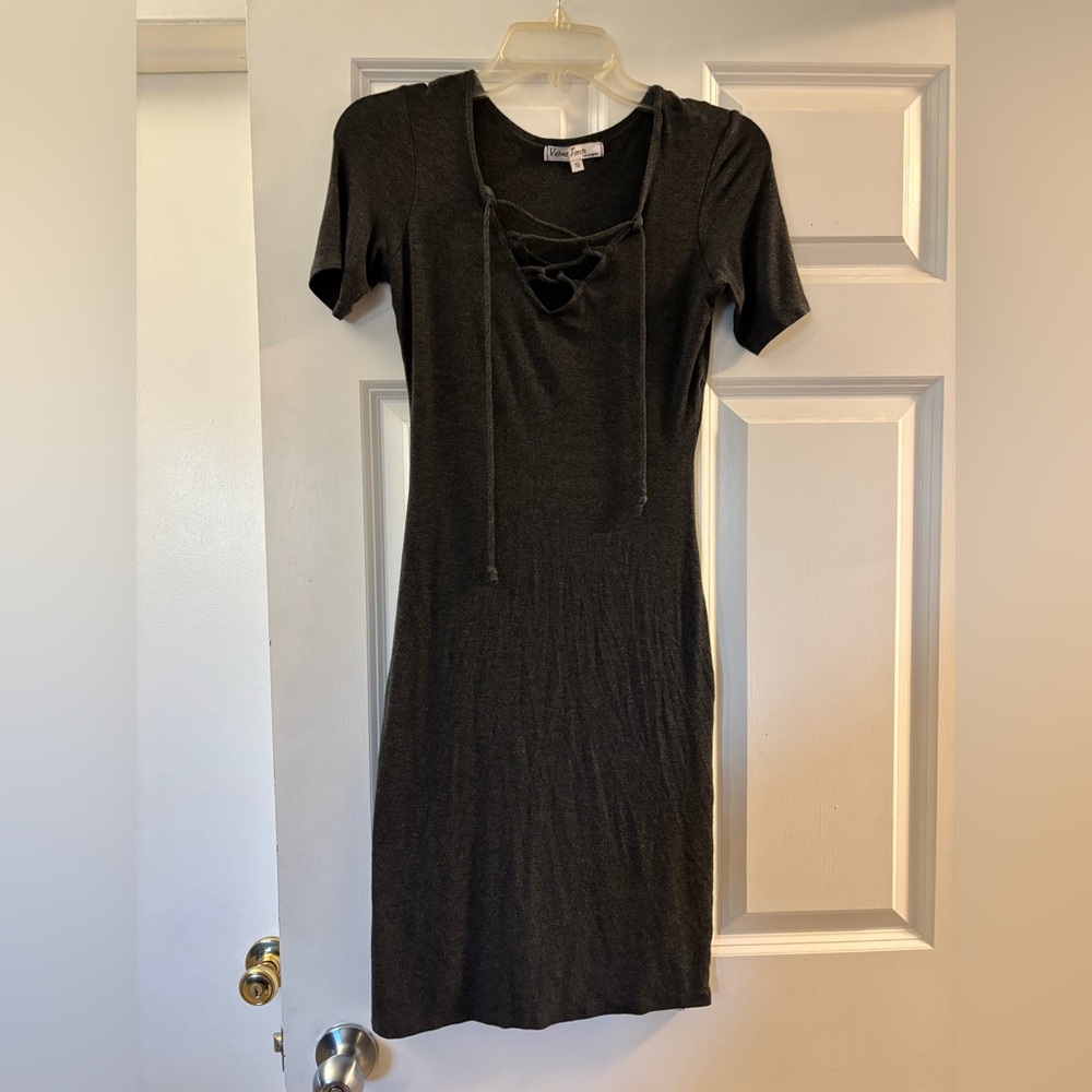 Velvet Torch Charcoal‎ Midi Dress